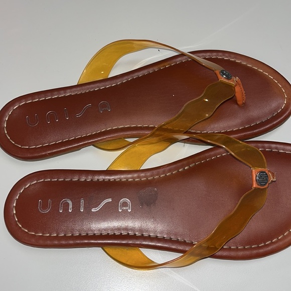 Unisa size 7 flip flops mixed material - Picture 4 of 8